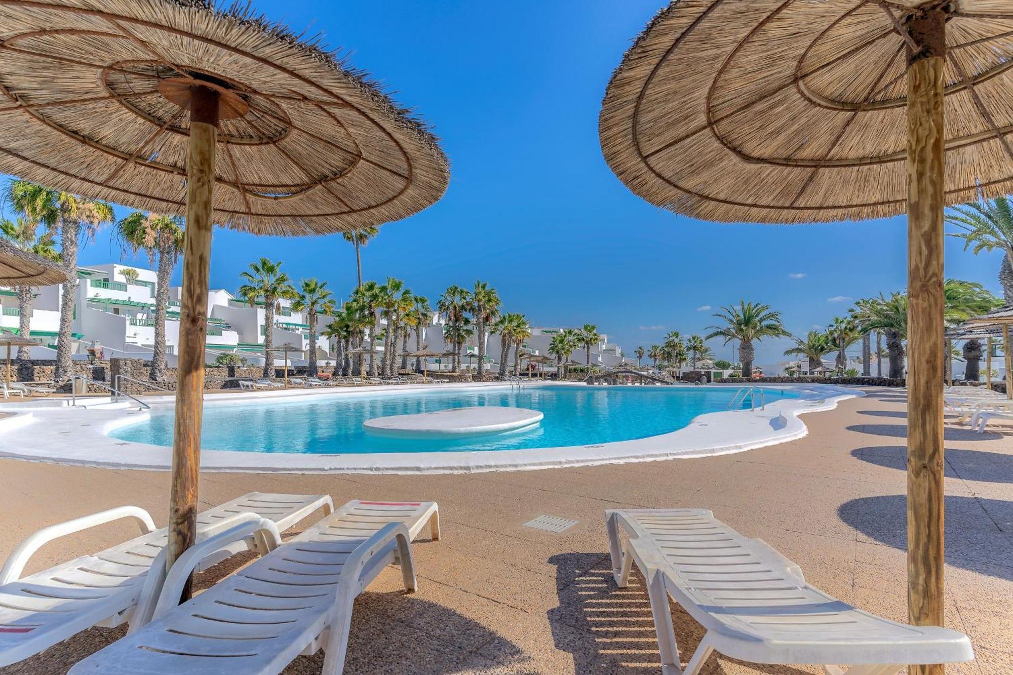 Bonito apartamento reformado, al lado del mar Costa Teguise Exterior foto