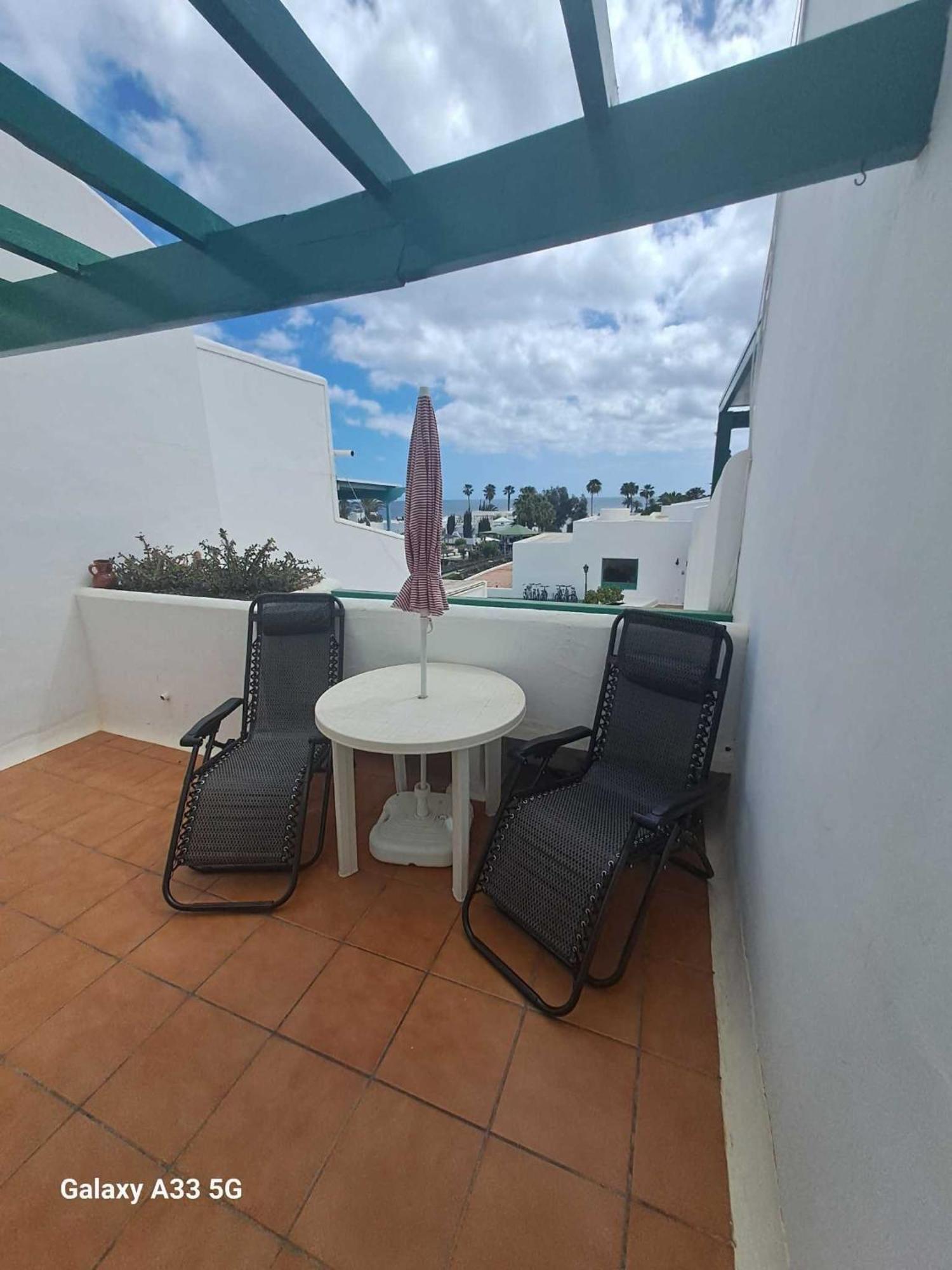 Apartamento Bonito apartamento reformado, al lado del mar Costa Teguise Exterior foto